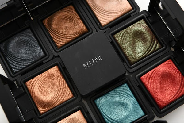 Shimmering Color Eyeshadow Palette